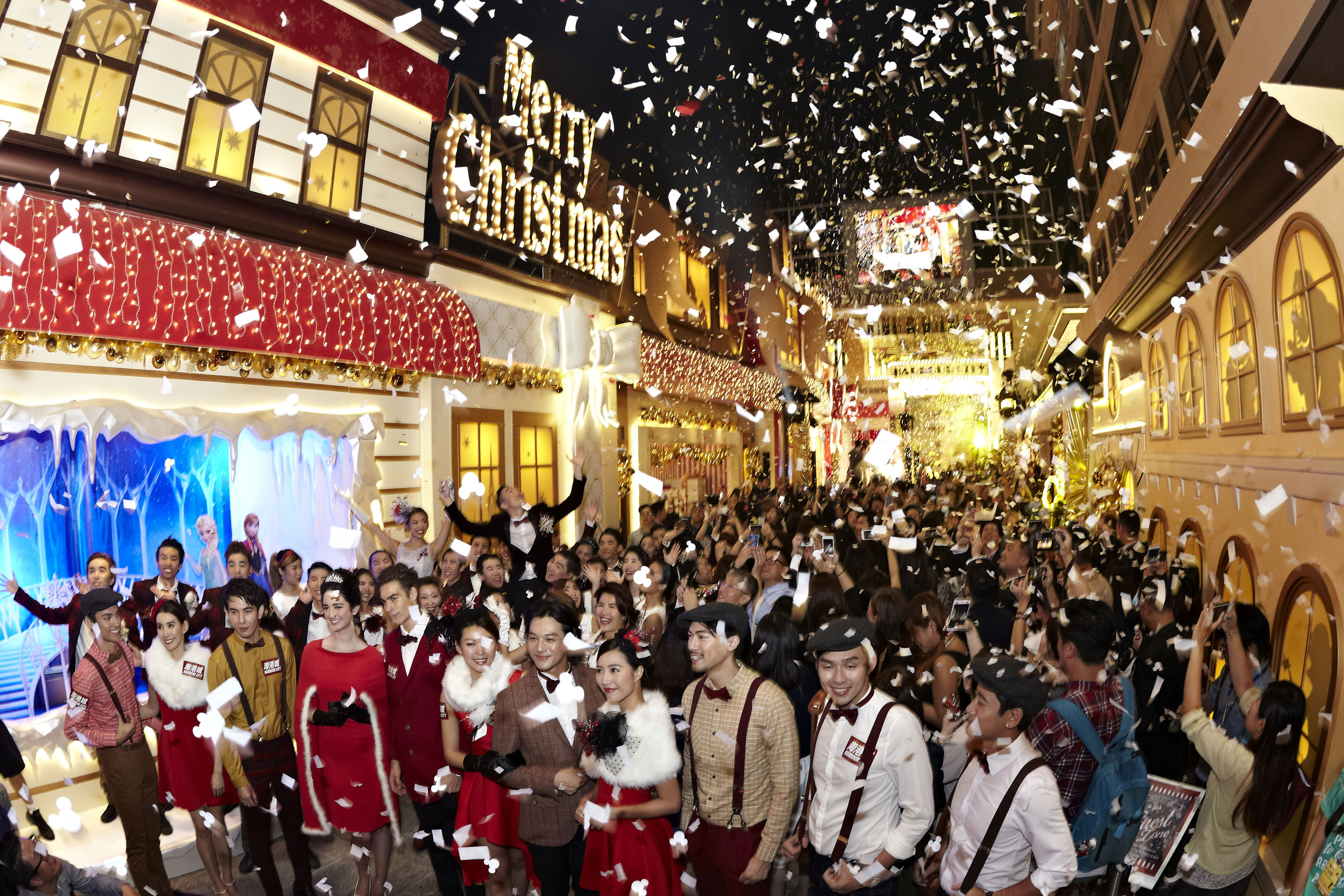 「Happily Ever After」聖誕大街  一眾迪士尼朋友與您歡度佳節