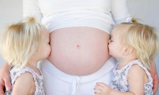 Twins or More: Signs of A Multiple Pregnancy